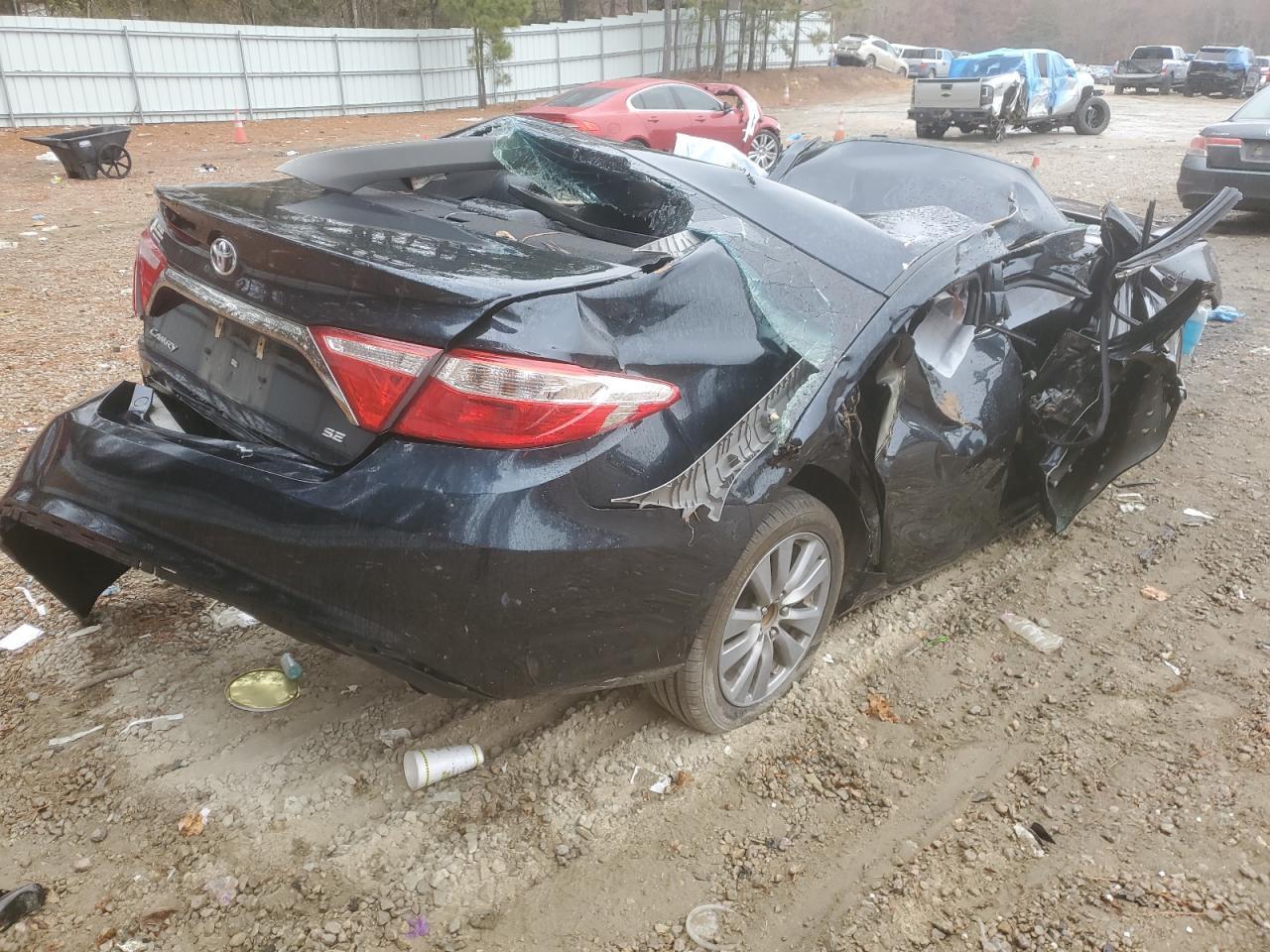 2017 TOYOTA CAMRY LE - Image 3