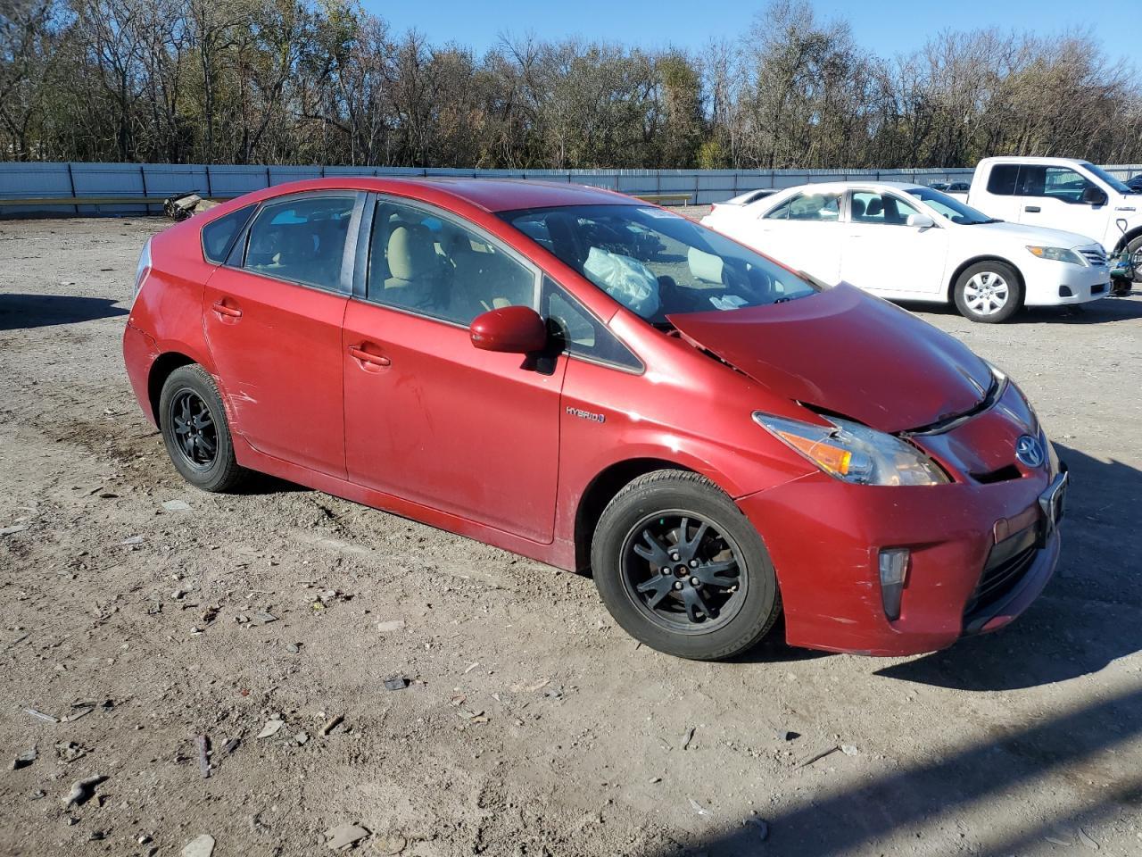 2013 TOYOTA PRIUS - Фото 4