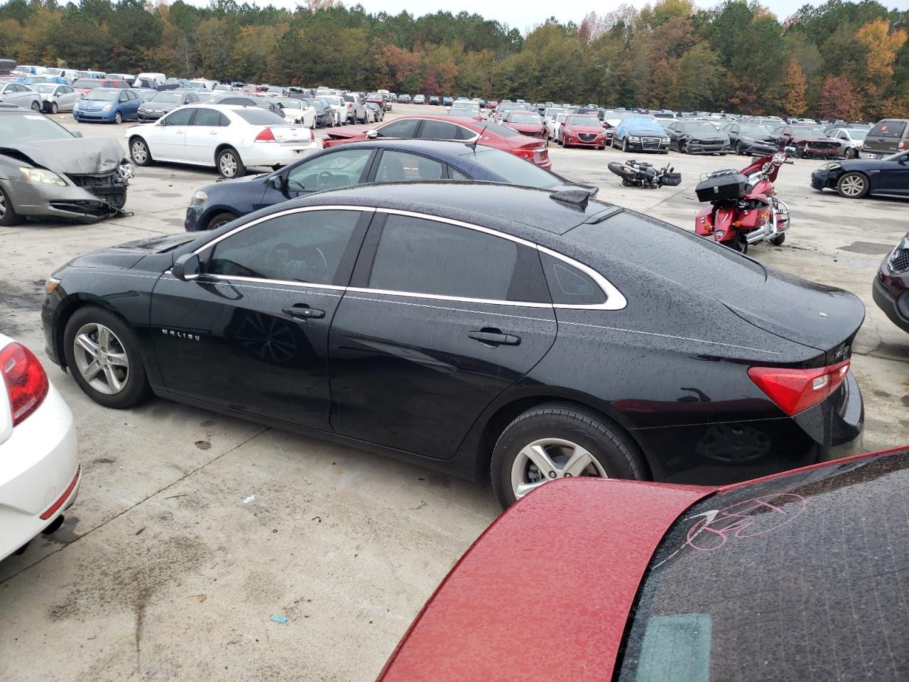 2019 CHEVROLET MALIBU LS - Фото 2