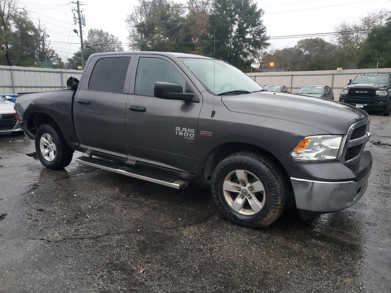 2019 RAM 1500 CLASS - Фото 4
