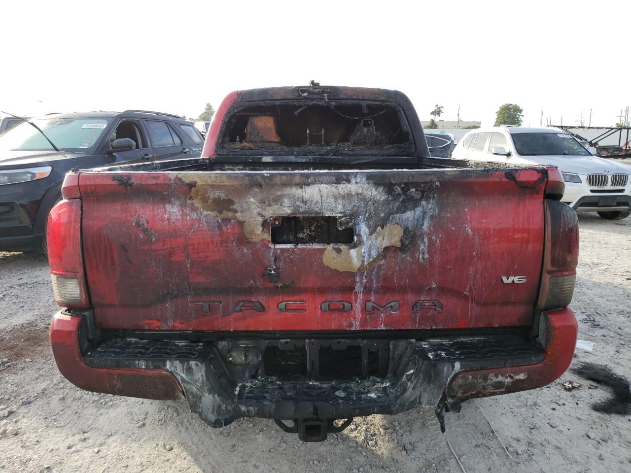 2018 TOYOTA TACOMA DOU - Фото 6