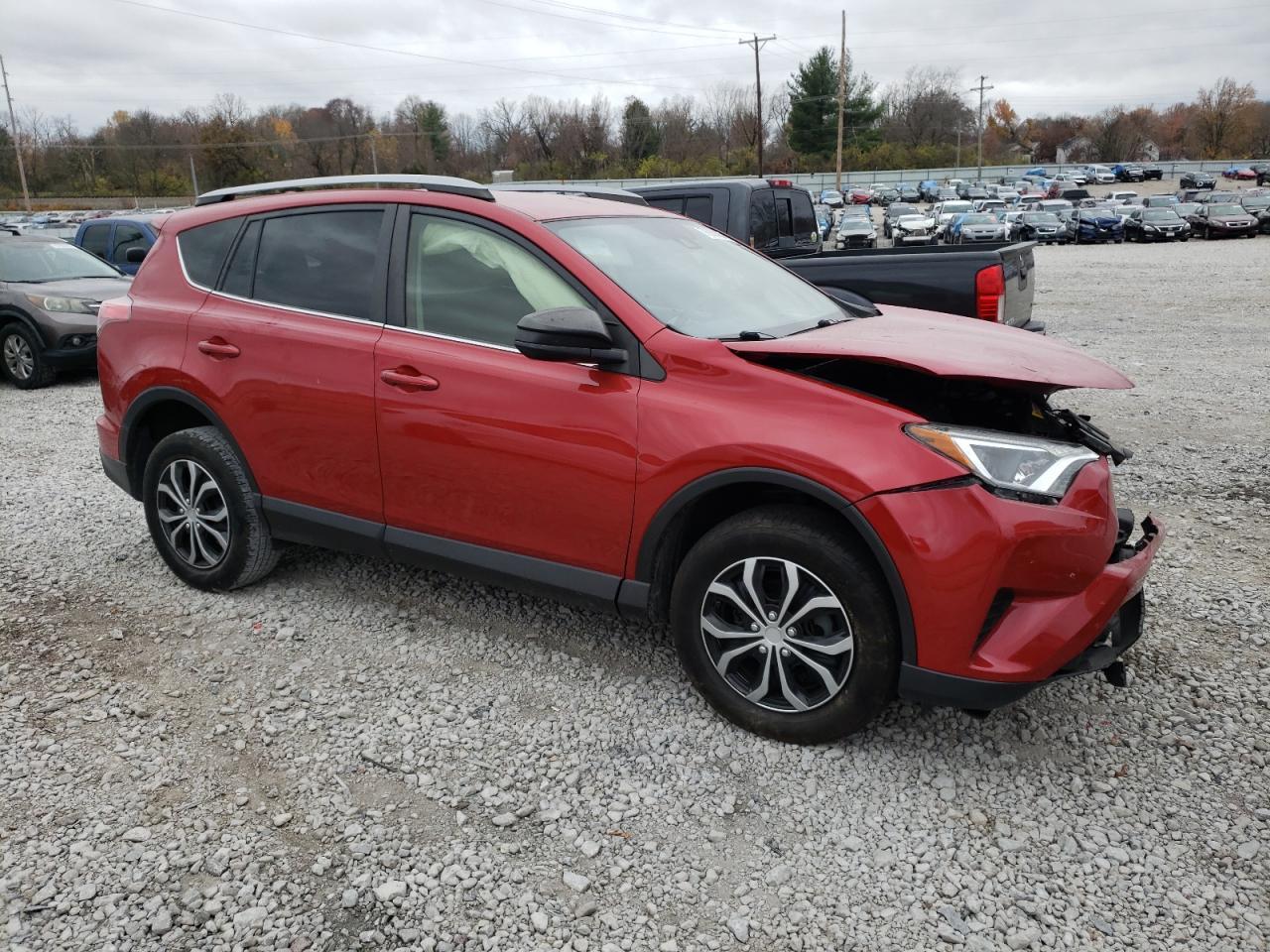 2017 TOYOTA RAV4 LE - Фото 4