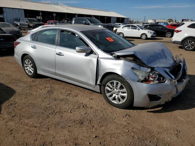 2015 Nissan Altima 2.5 - Image 4