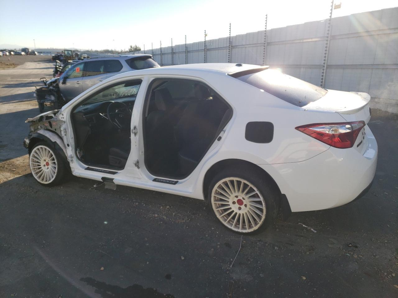 2016 TOYOTA COROLLA L - Image 2