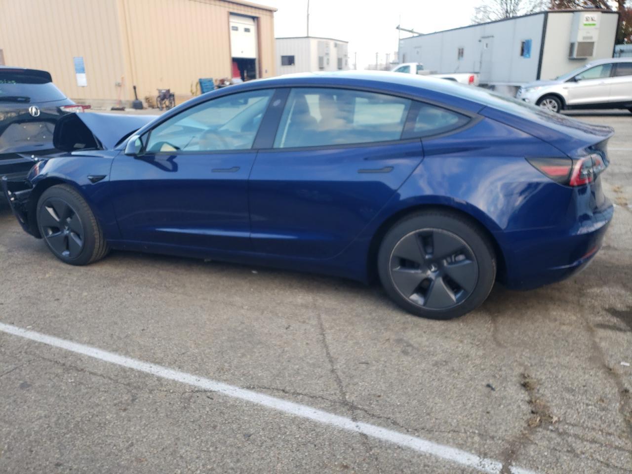 2022 TESLA MODEL 3 - Image 2