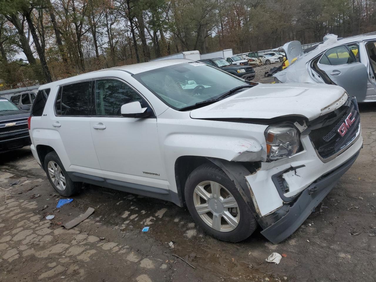 2016 GMC TERRAIN SL - Image 4