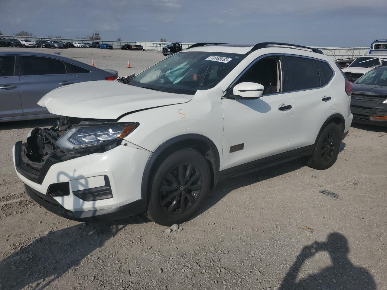 2017 NISSAN ROGUE SV car image