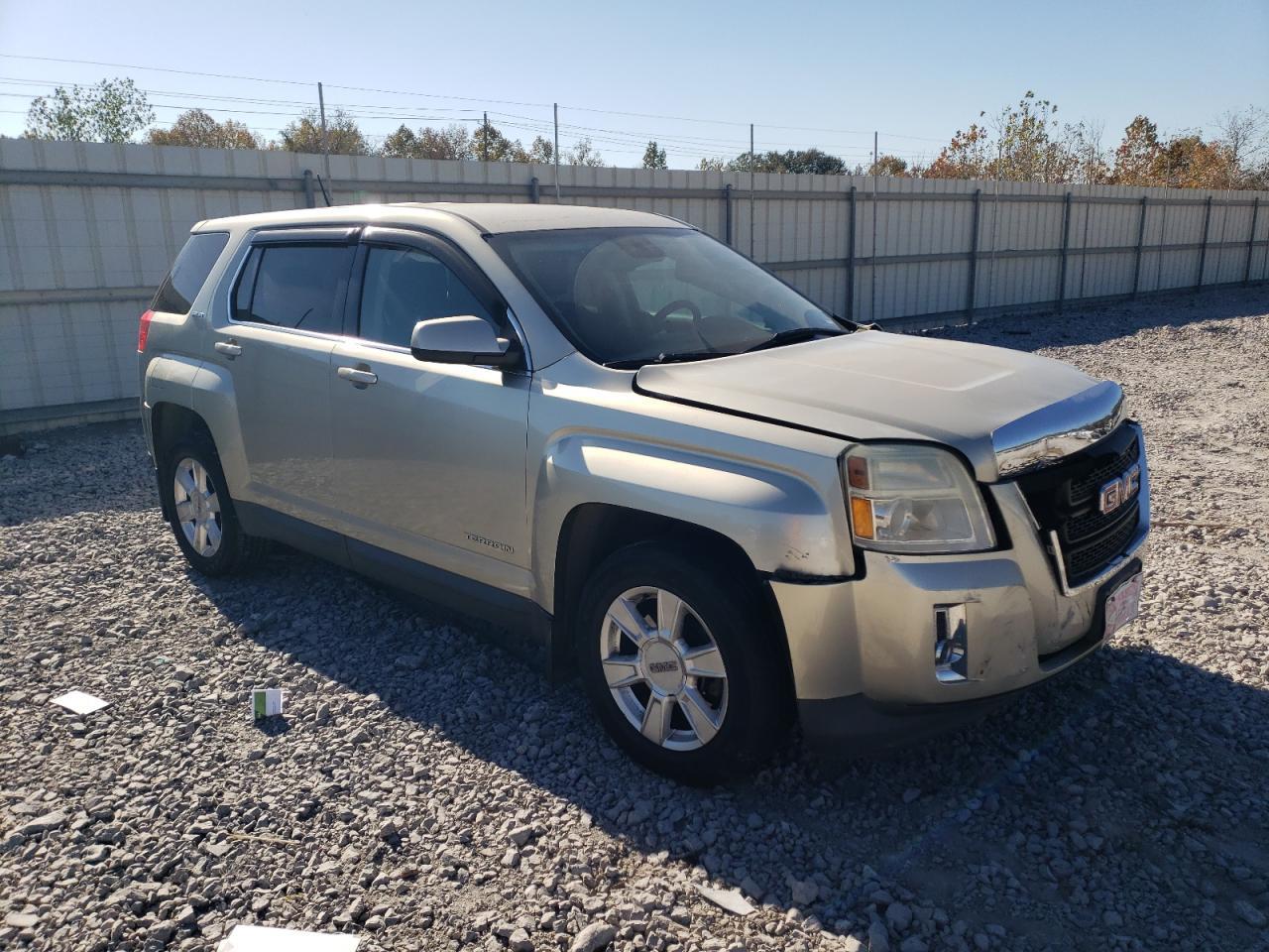 2013 GMC TERRAIN SL - Image 4