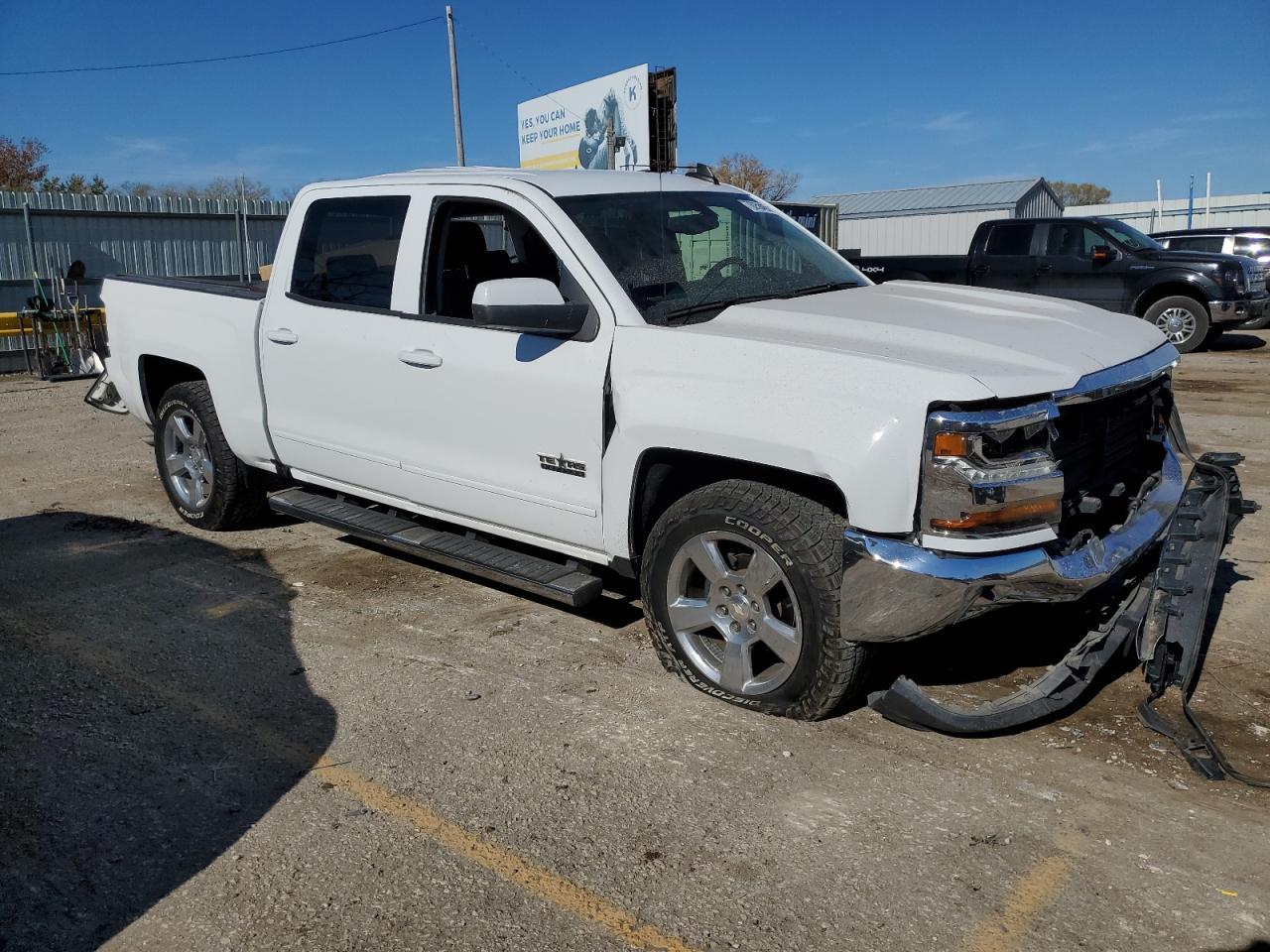 2017 CHEVROLET SILVERADO - Фото 4