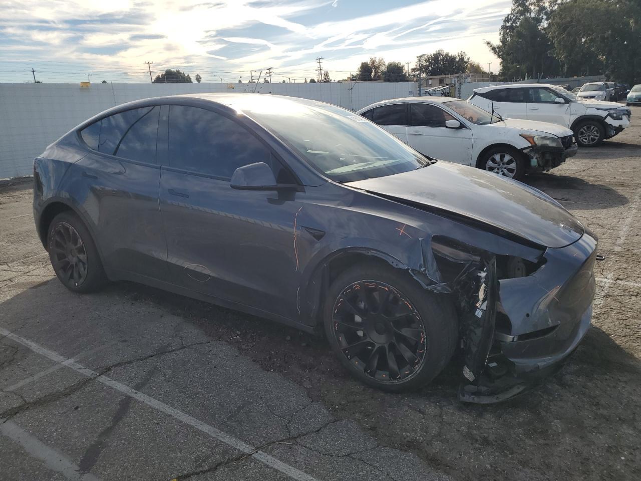 2022 TESLA MODEL Y - Image 4