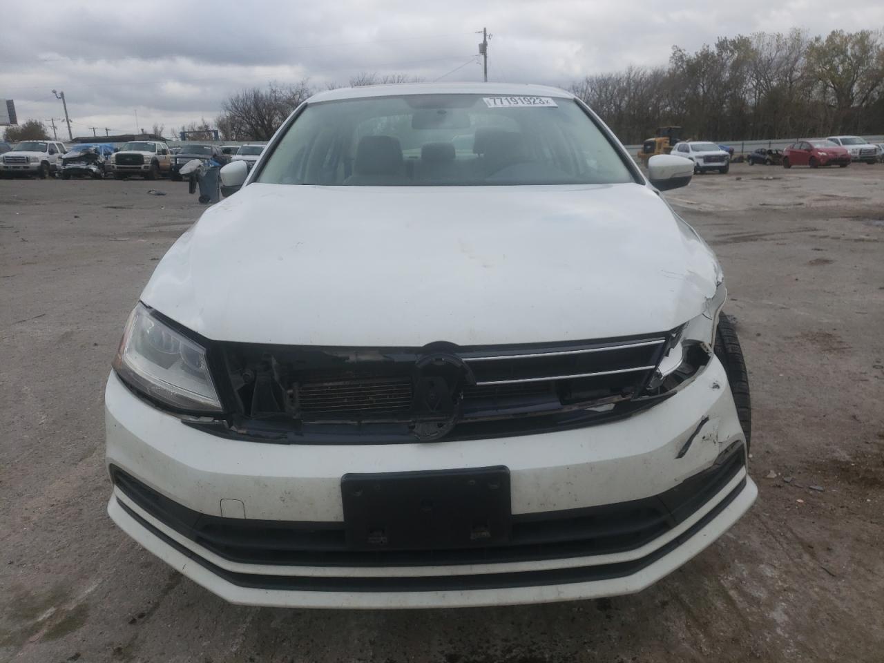 2017 VOLKSWAGEN JETTA SE - Фото 5
