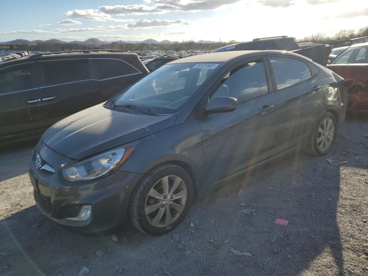 2012 HYUNDAI ACCENT GLS