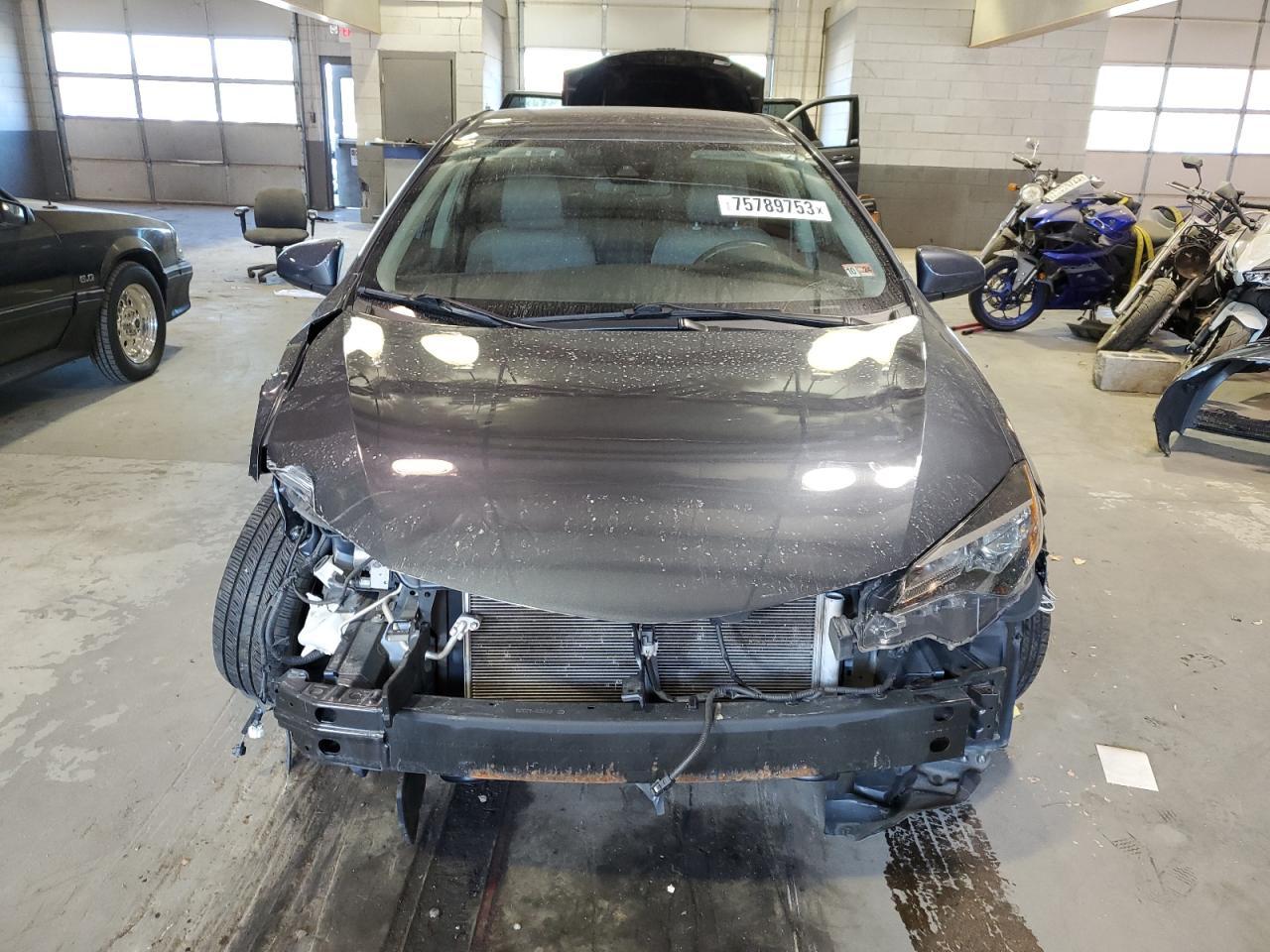2019 TOYOTA COROLLA L - Фото 5