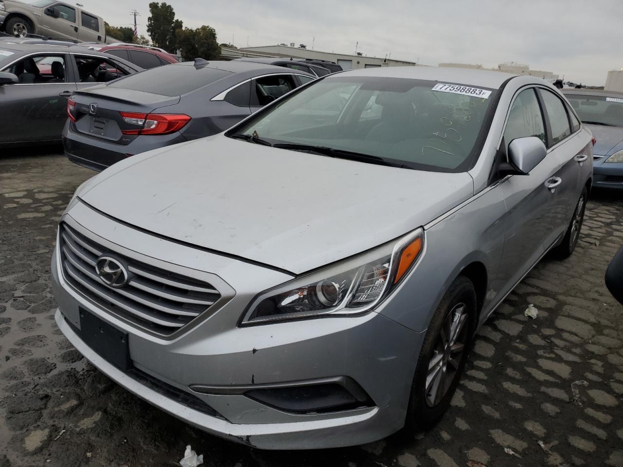 2017 HYUNDAI SONATA SE