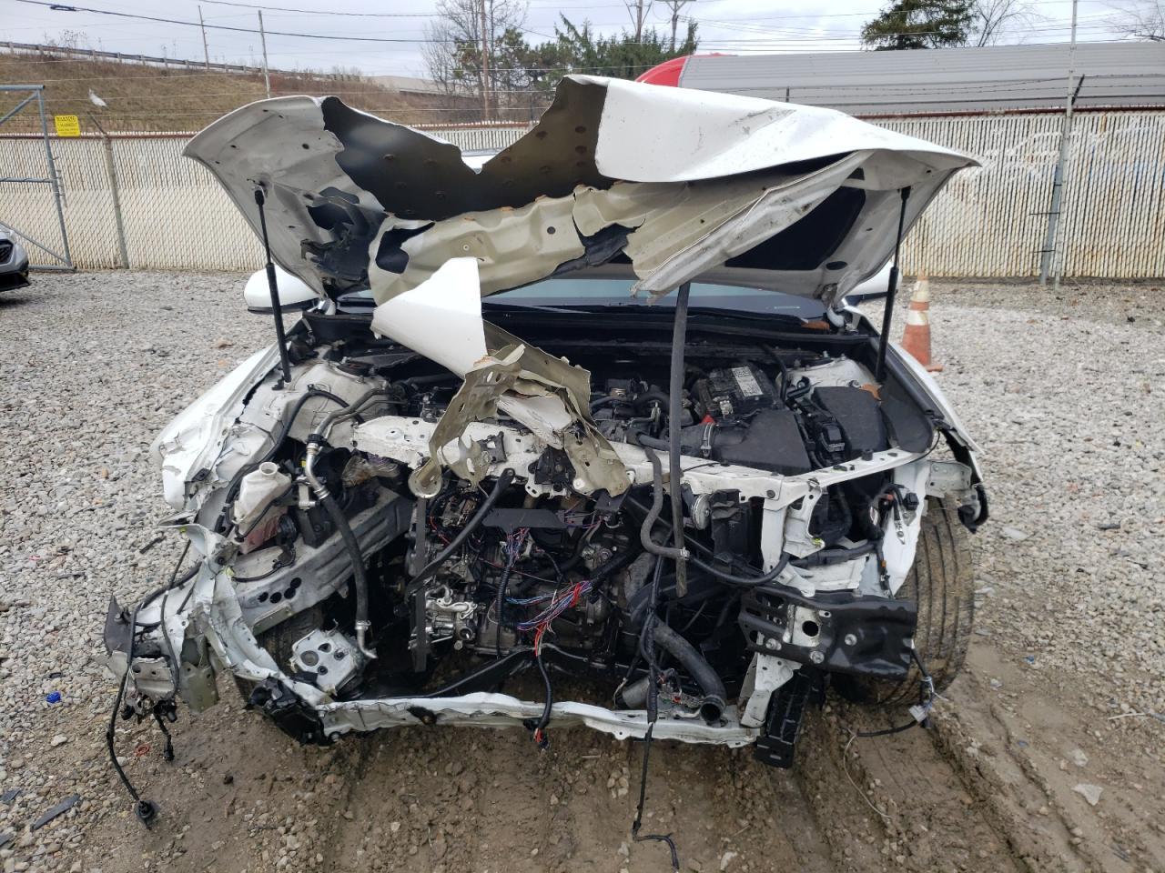 2019 TOYOTA CAMRY L - Image 5