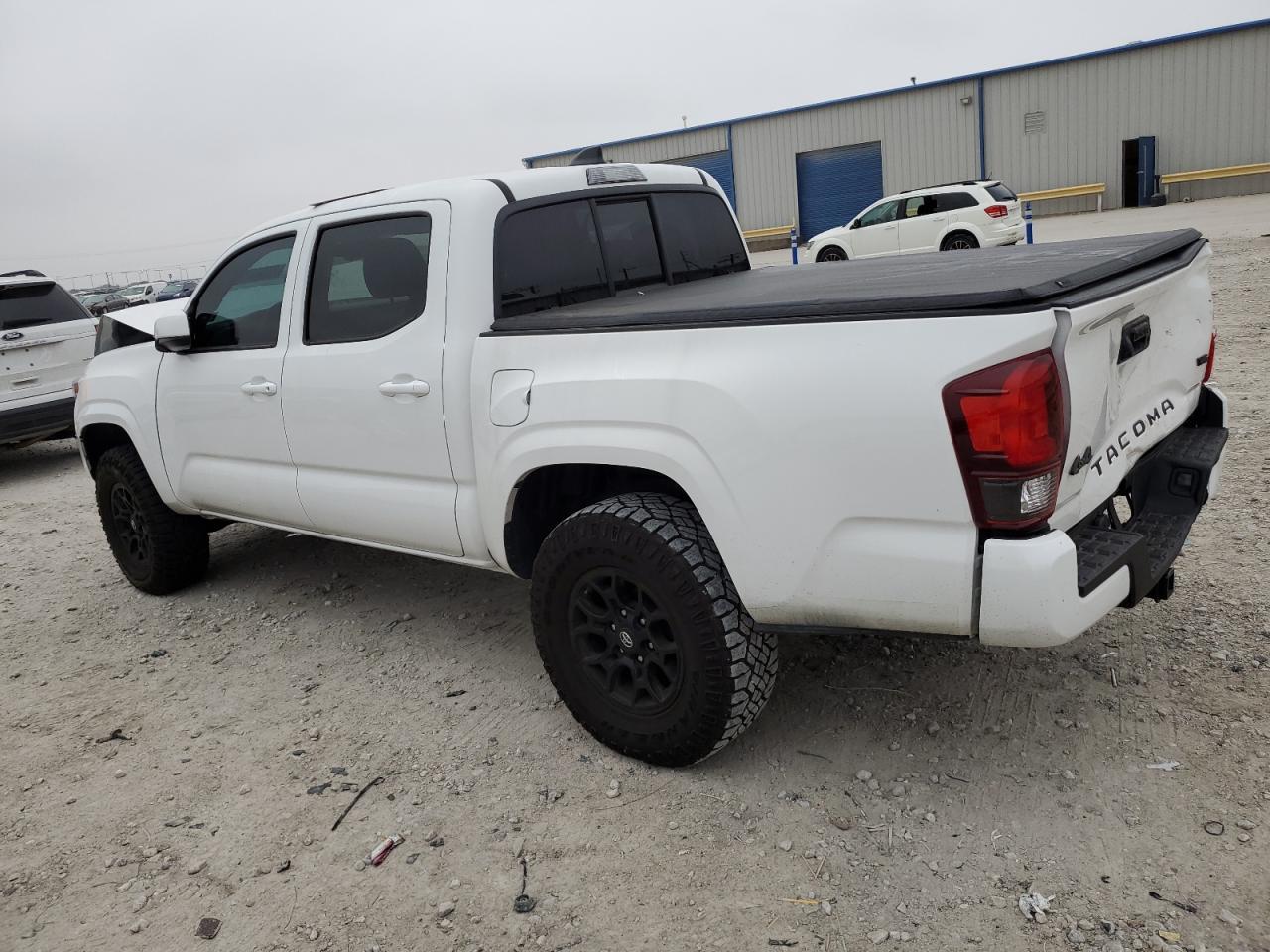 2023 TOYOTA TACOMA DOU - Фото 2