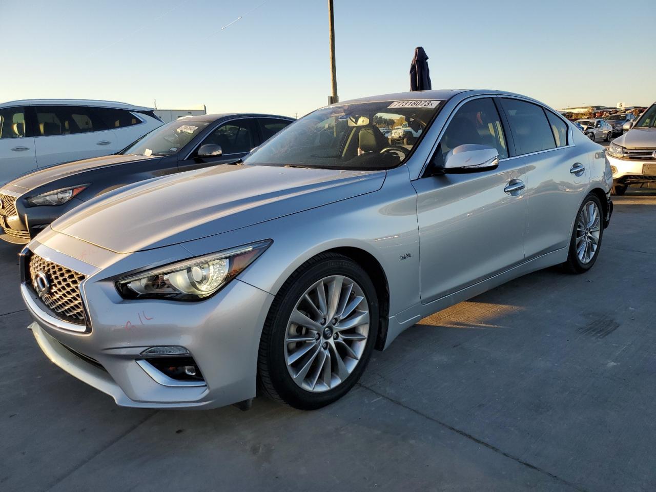 2019 INFINITI Q50 LUXE