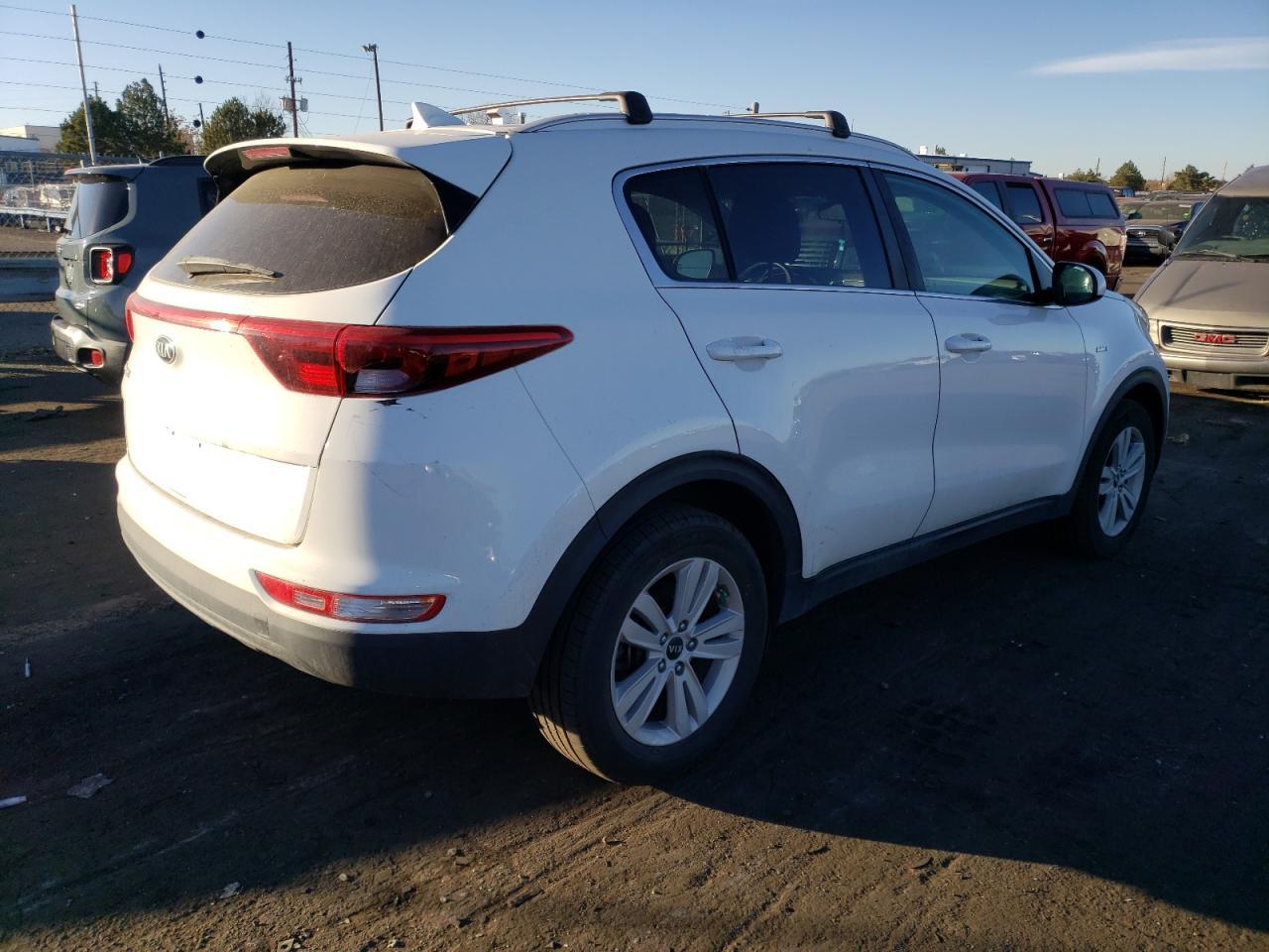 2017 KIA SPORTAGE L - Image 3