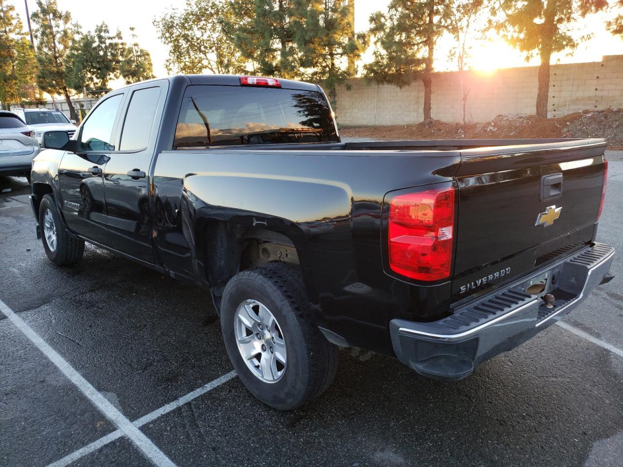 2018 CHEVROLET SILVERADO - Image 2