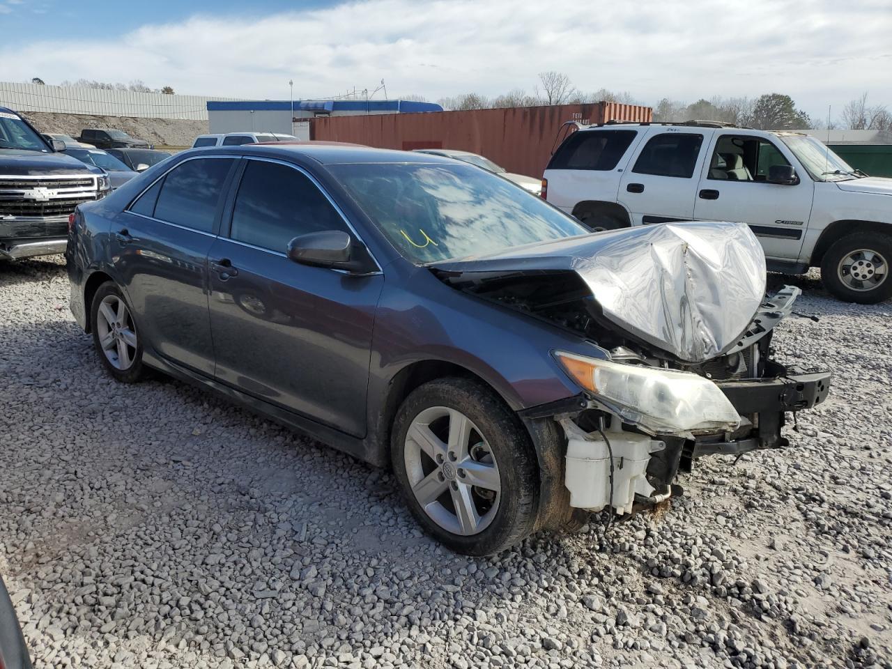 2014 TOYOTA CAMRY L - Image 4