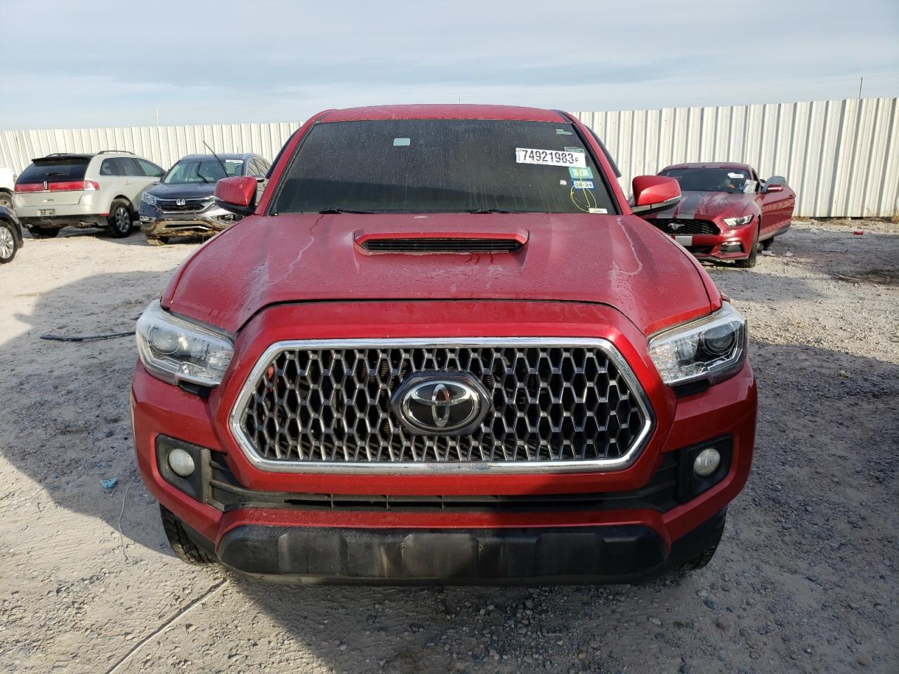 2018 TOYOTA TACOMA DOU - Фото 5