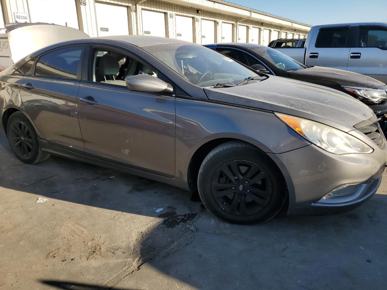 2013 HYUNDAI SONATA GLS - Фото 4
