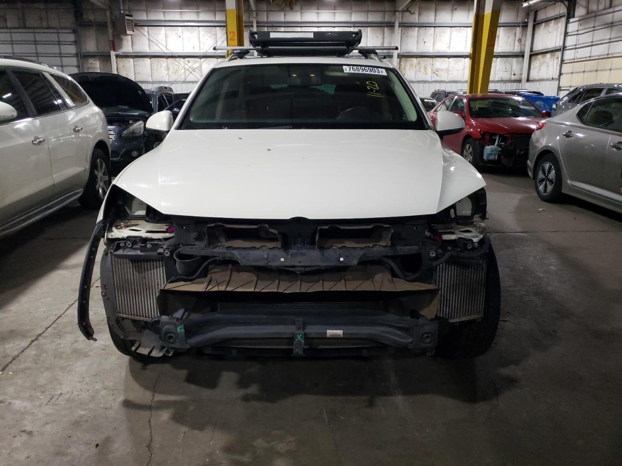 2011 VOLKSWAGEN TOUAREG V6 - Image 5