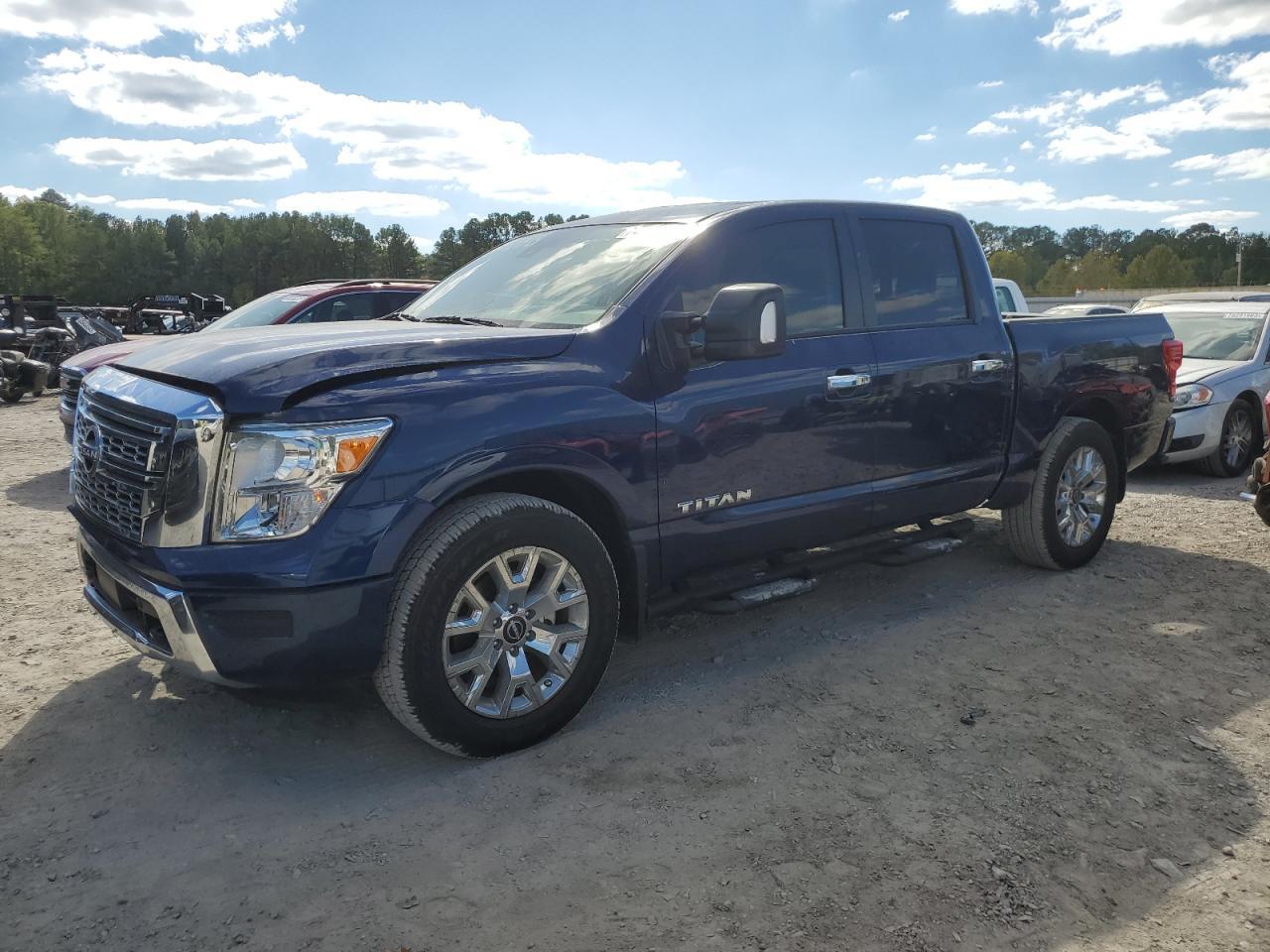 2023 NISSAN TITAN SV