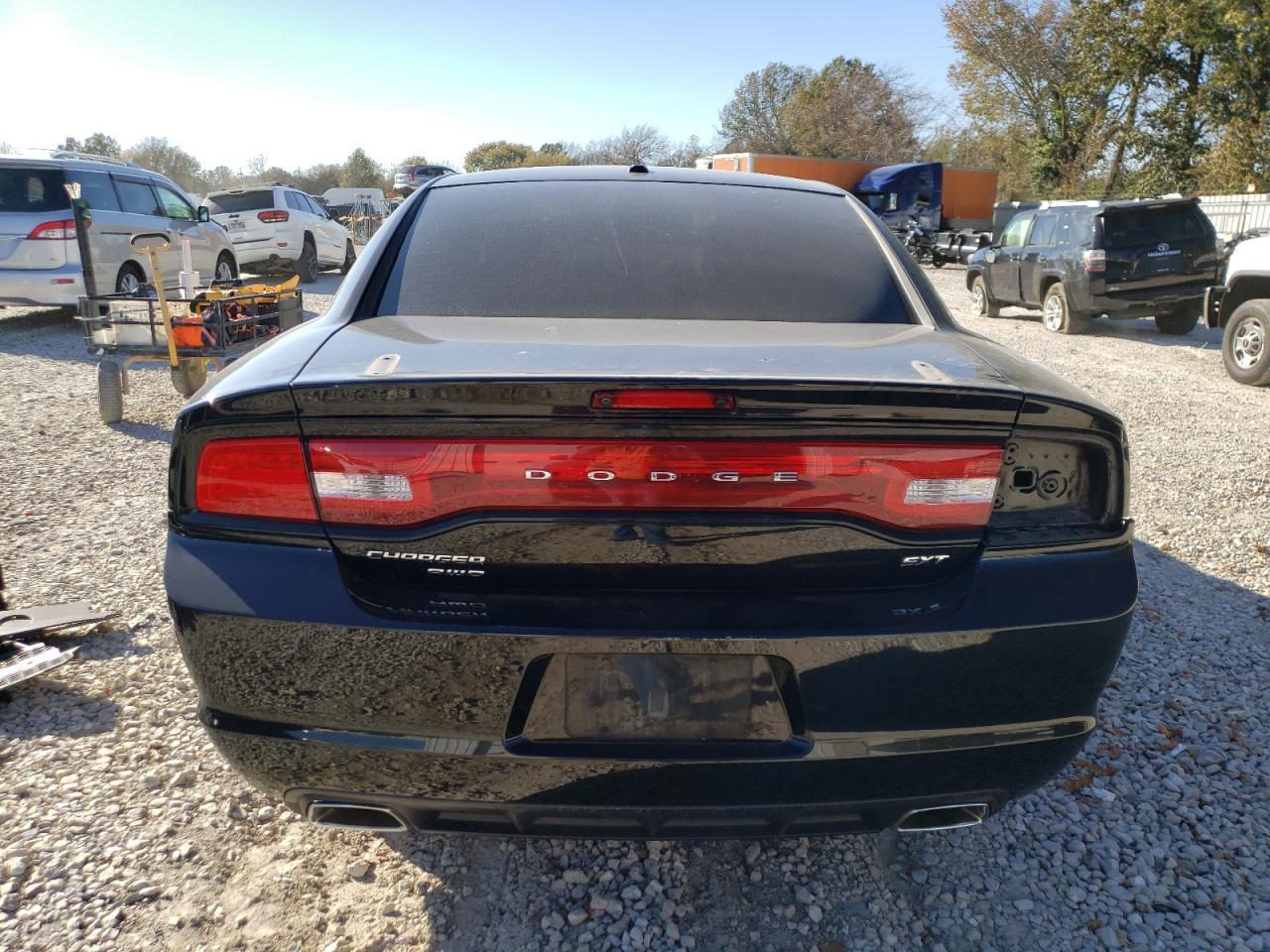 2014 DODGE CHARGER SX - Image 6