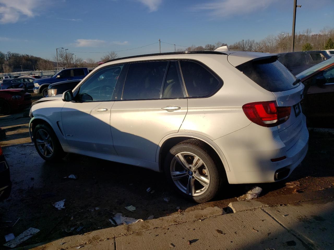 2015 BMW X5 SDRIVE3 - Image 2