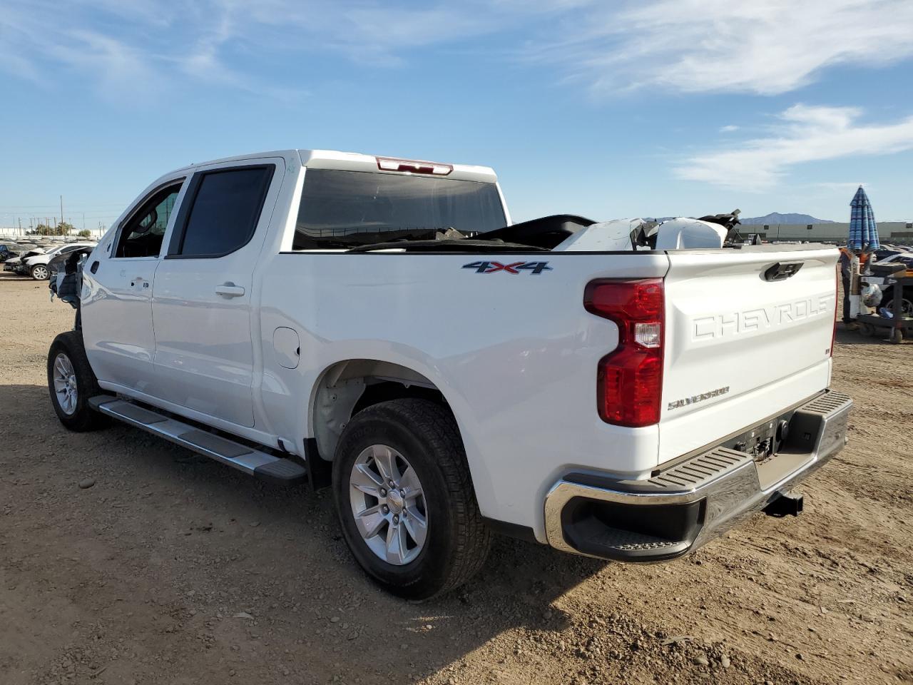 2023 CHEVROLET SILVERADO - Image 2