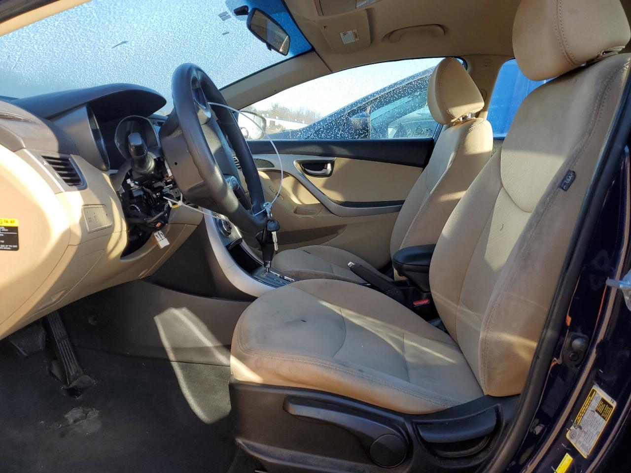 2013 HYUNDAI ELANTRA GL - Image 7