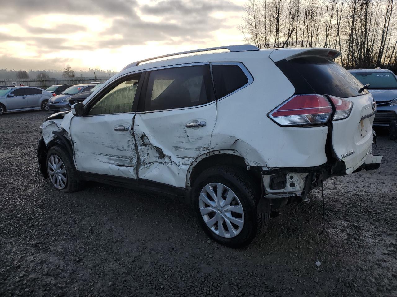 2016 NISSAN ROGUE S - Фото 2