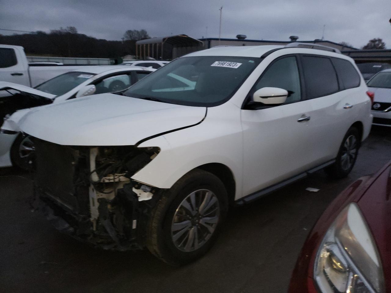 2017 NISSAN PATHFINDER