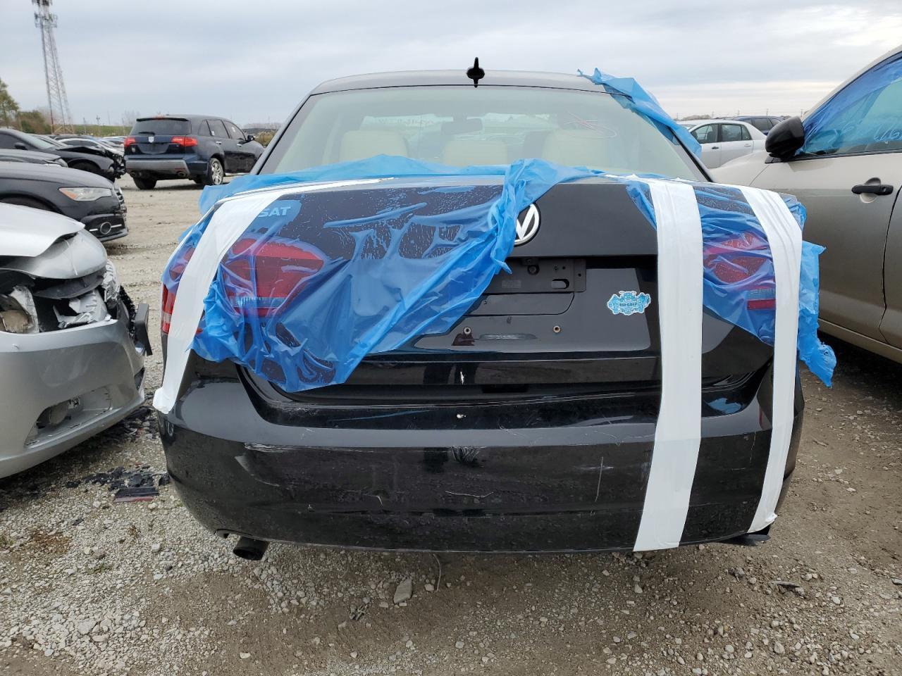 2015 VOLKSWAGEN PASSAT S - Фото 6