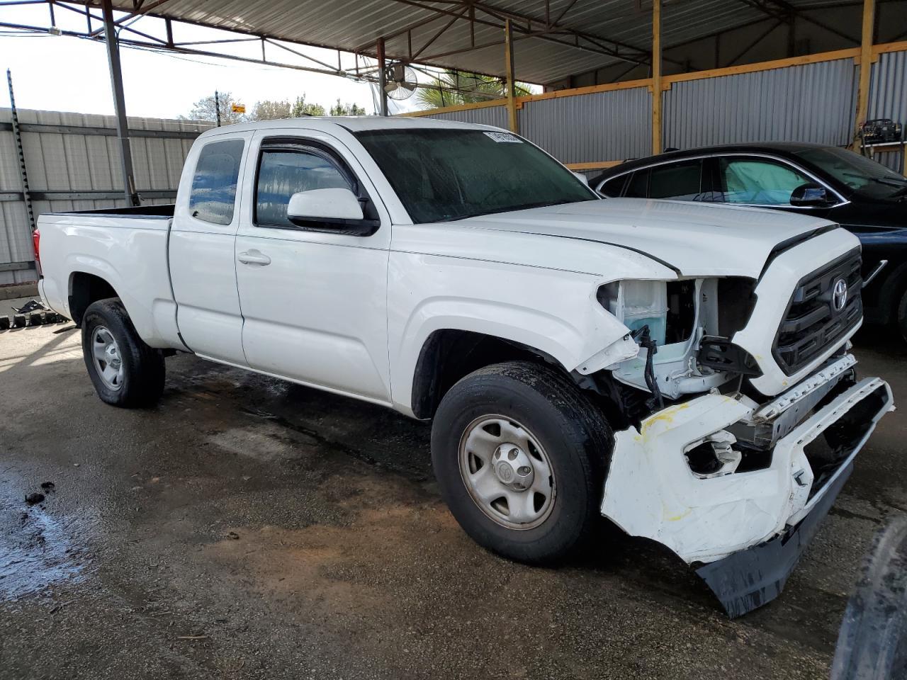 2017 TOYOTA TACOMA ACC - Фото 4