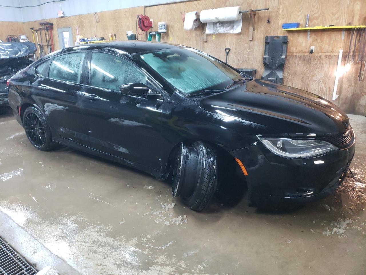 2015 CHRYSLER 200 S - Фото 4