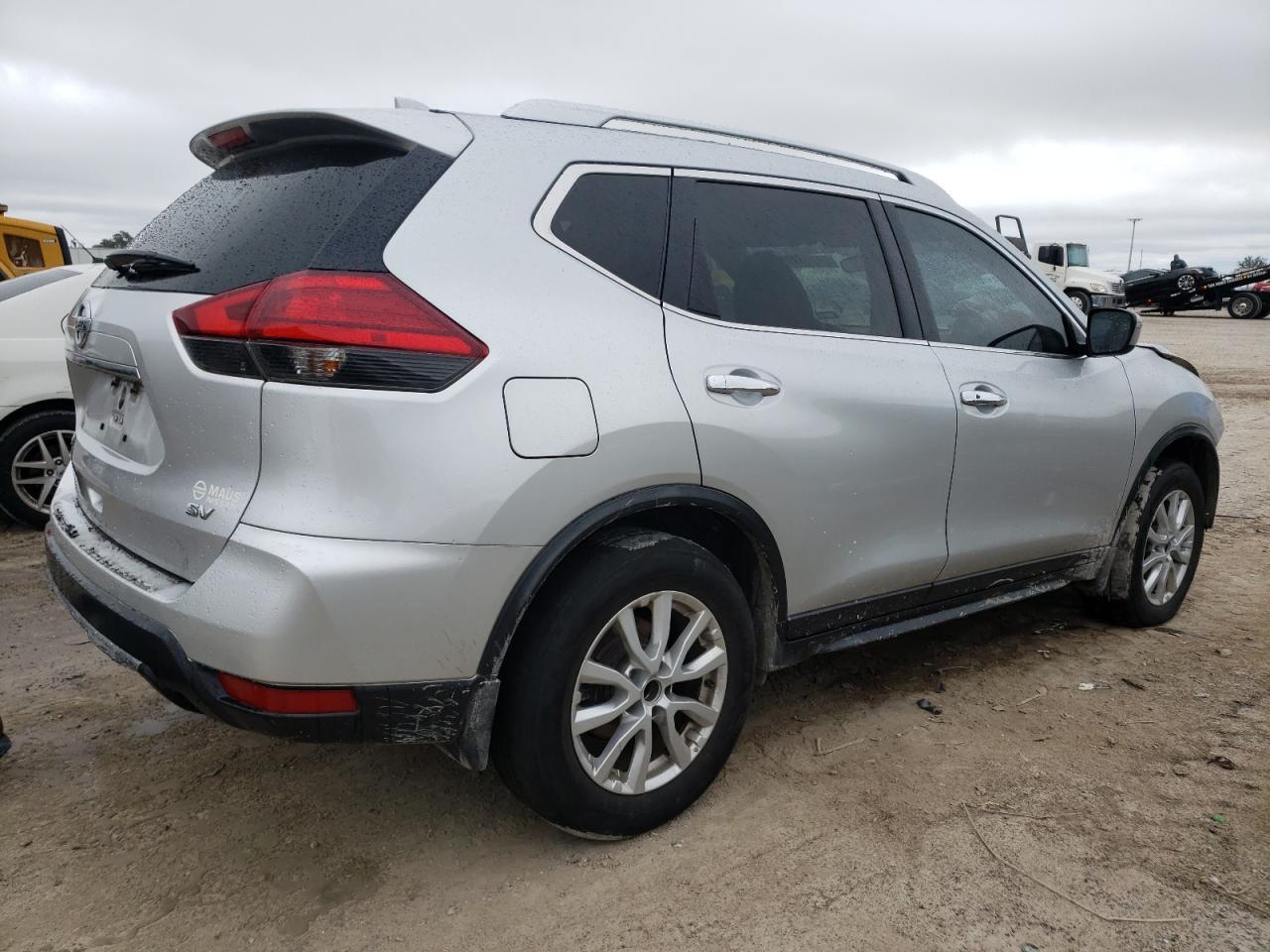 2017 NISSAN ROGUE S - Image 3