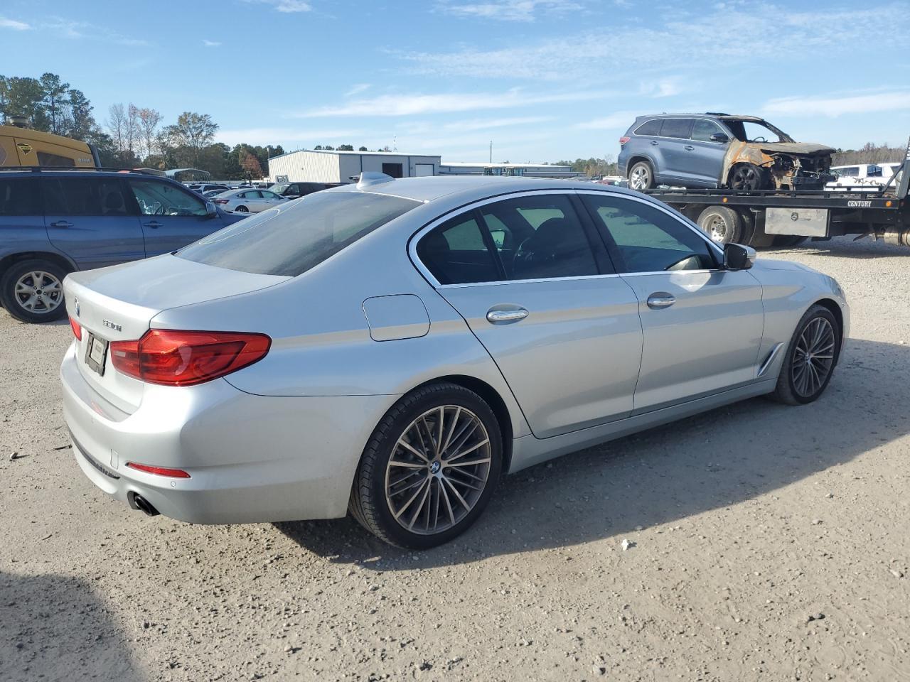 2018 BMW 530 I - Фото 3