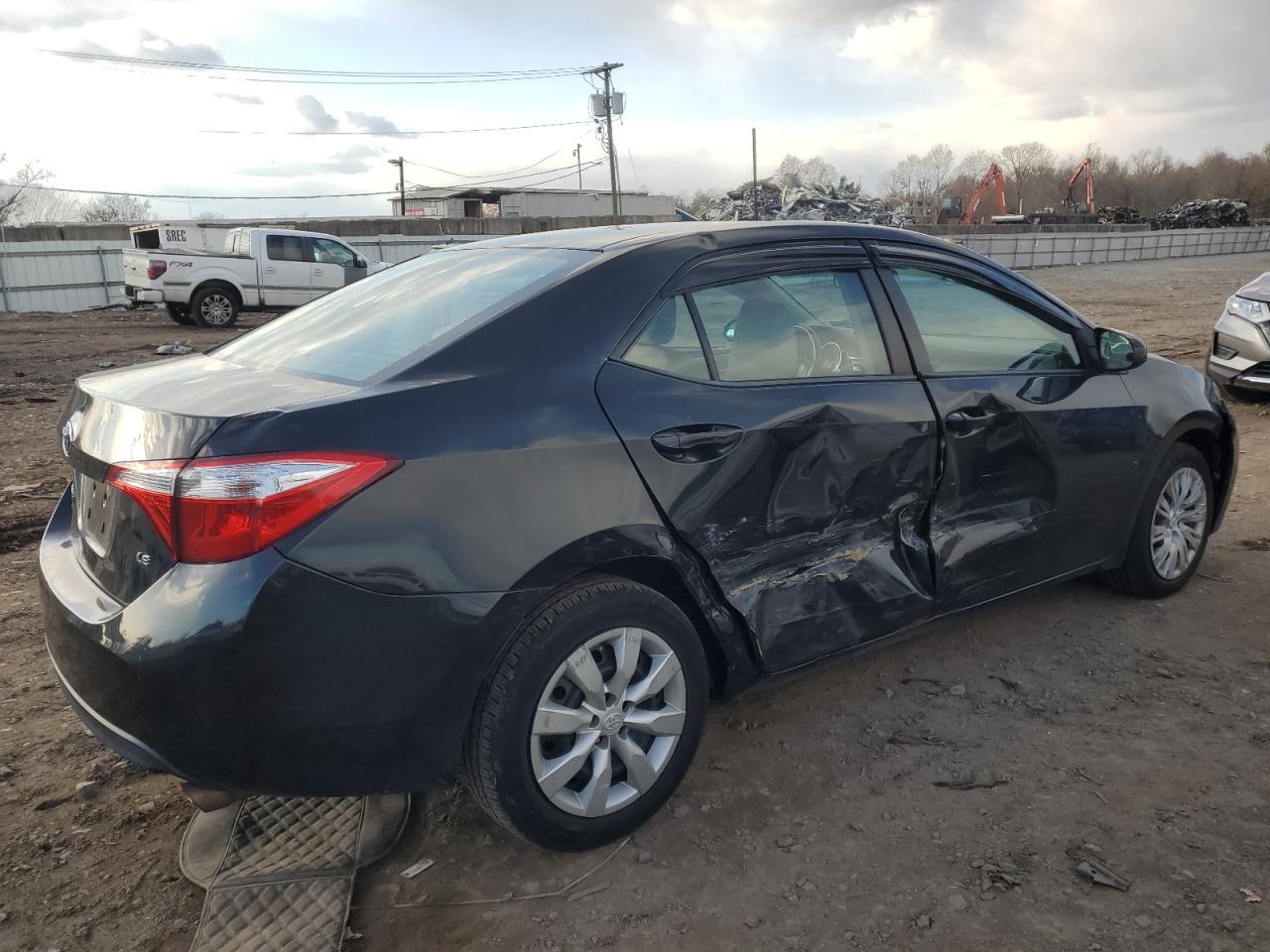 2014 TOYOTA COROLLA L - Фото 3