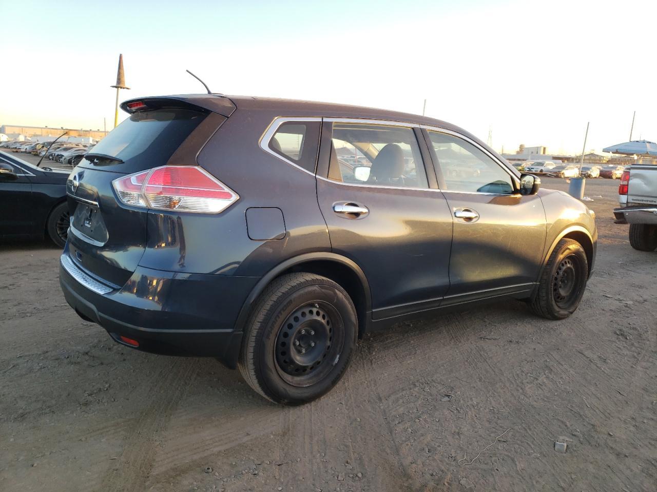 2015 NISSAN ROGUE S - Фото 3