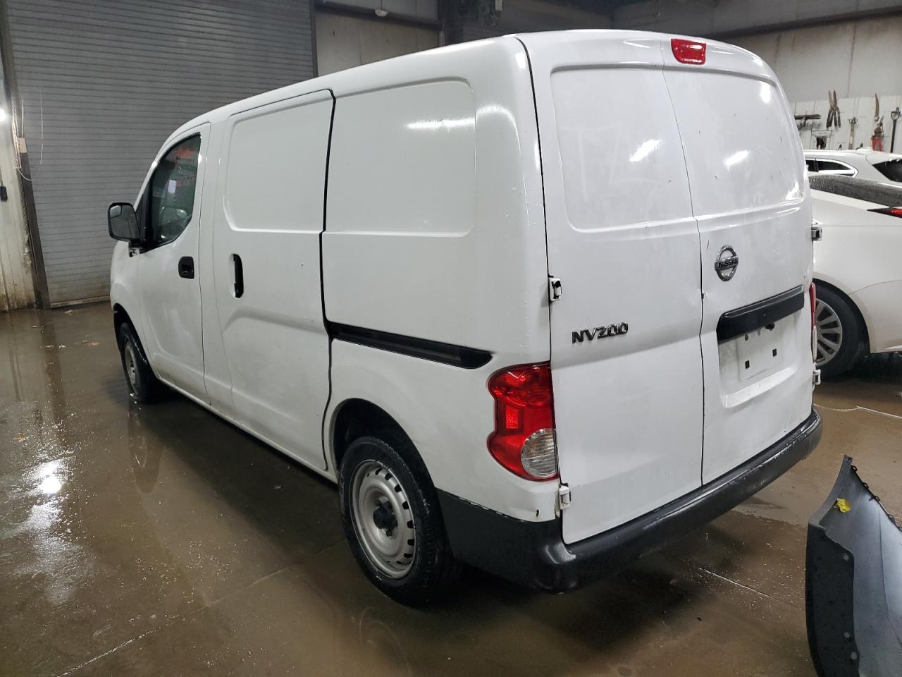 2015 NISSAN NV200 2.5S - Фото 2