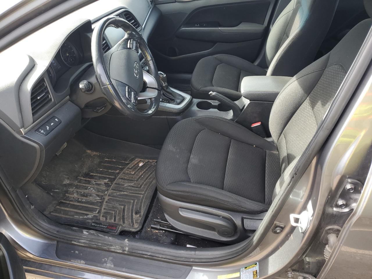 2019 HYUNDAI ELANTRA SE - Image 7