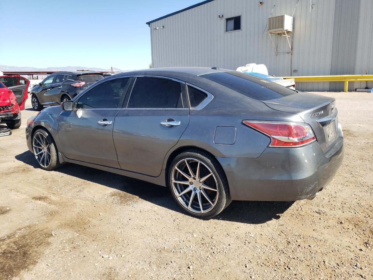 2015 NISSAN ALTIMA 2.5 - Фото 2