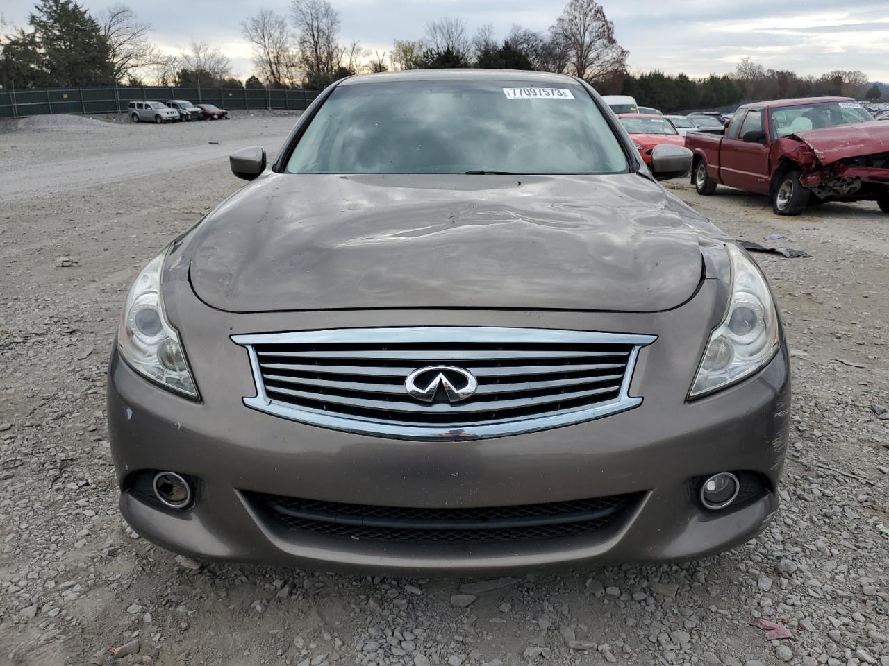 2011 INFINITI G37 - Image 5