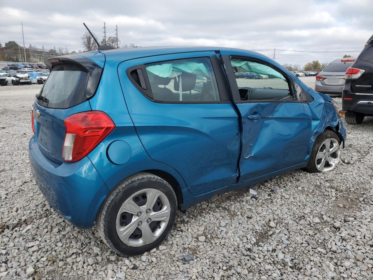 2021 CHEVROLET SPARK LS - Фото 3