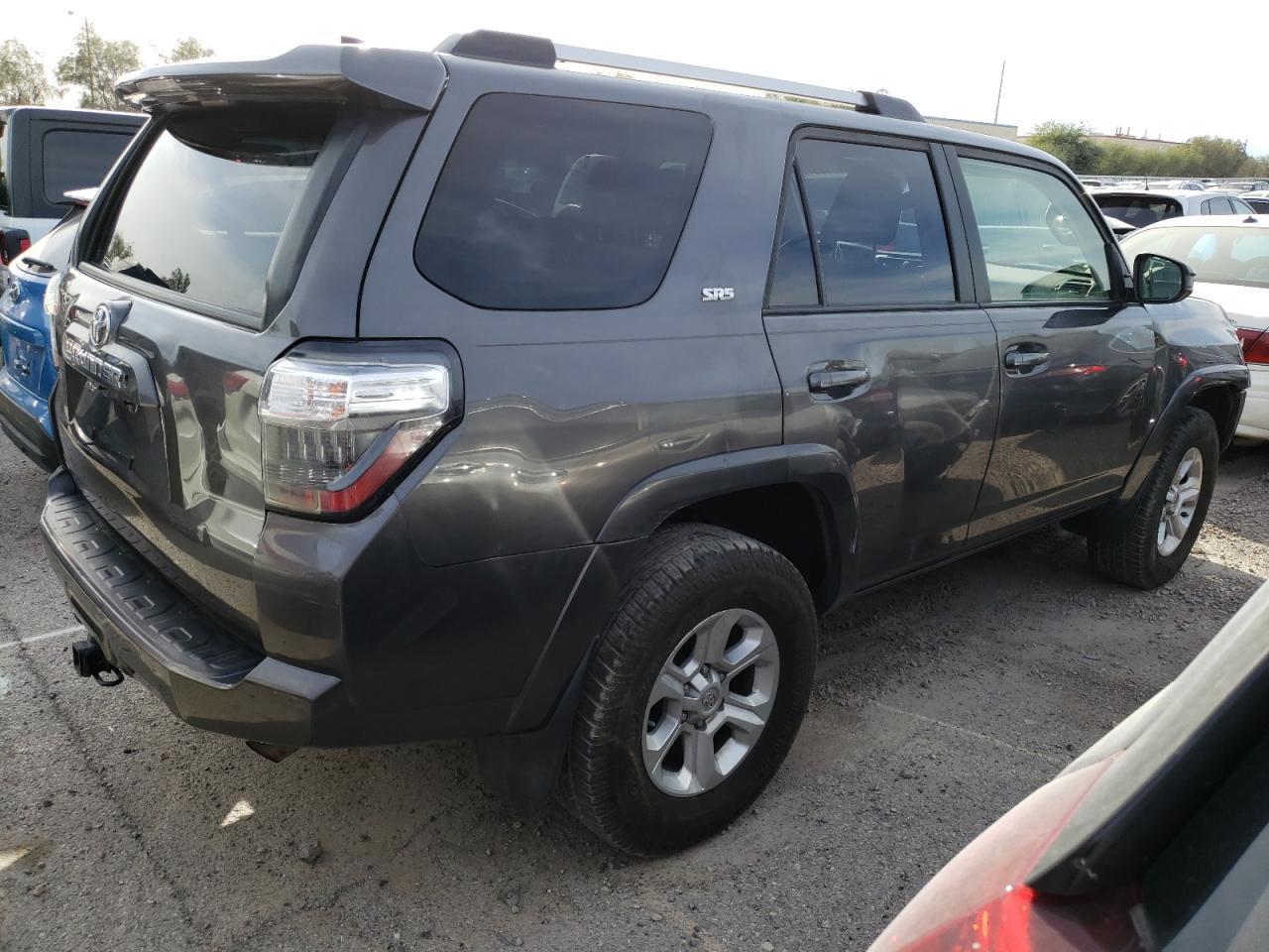 2019 TOYOTA 4RUNNER SR - Image 3