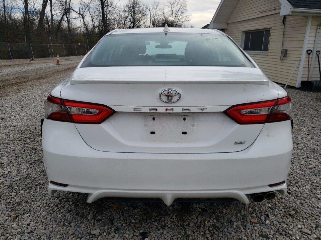 2019 TOYOTA CAMRY L - Image 6
