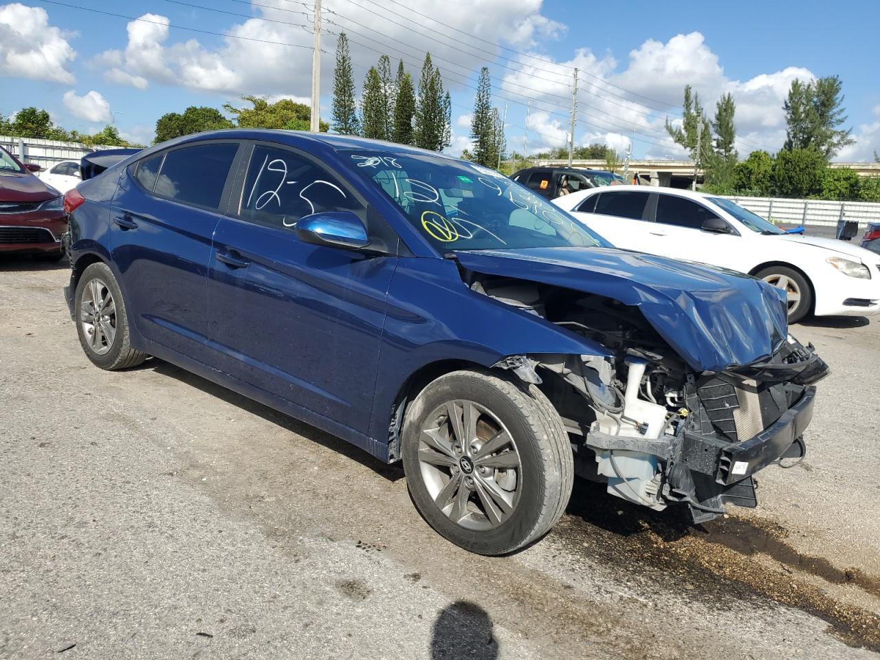 2018 HYUNDAI ELANTRA SE - Фото 4
