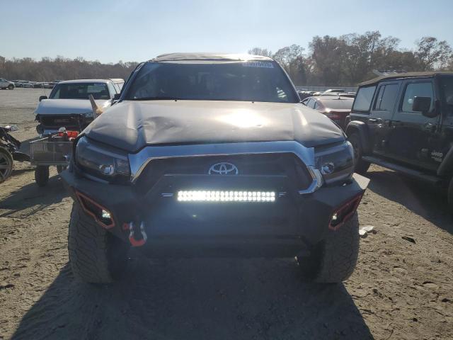 2014 Toyota Tacoma Double Cab - Image 5